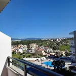 Floor Perfect For Couples & Remote Work Lejlighed