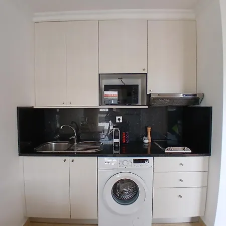 Floor Perfect For Couples & Remote Work Lägenhet *