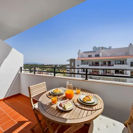 Apartment Floor Perfect For Couples & Remote Work Portimao