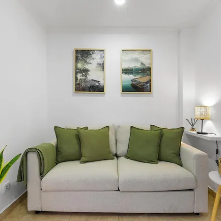 Floor Perfect For Couples & Remote Work Portimao