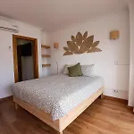Floor Perfect For Couples & Remote Work Apartment *